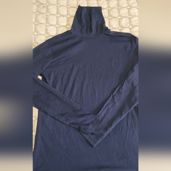 Sweaters - 💚10 for $10💚 Bundle and save Navy Turtleneck Sweater